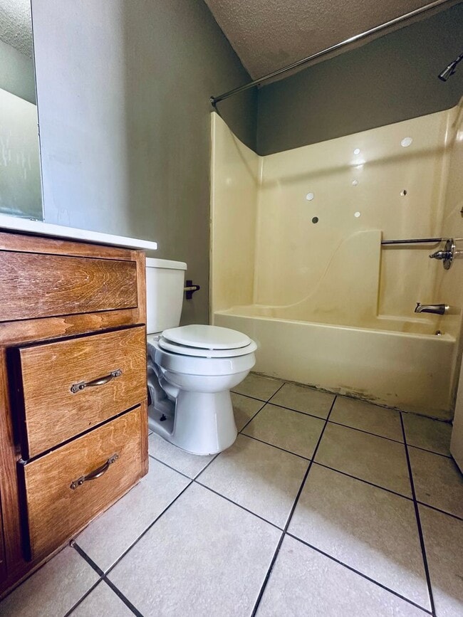 Building Photo - 1210 West End Ave