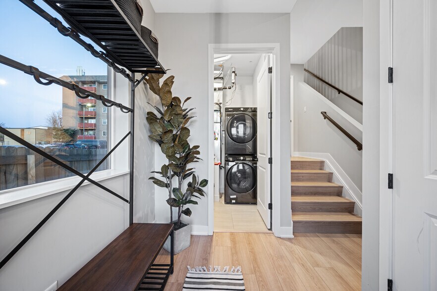 Building Photo - 3101 W 47th Ave