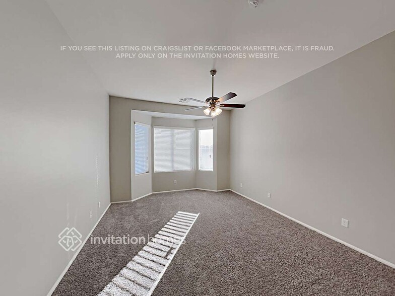 Building Photo - 3287 W Goldmine Mountain Cove