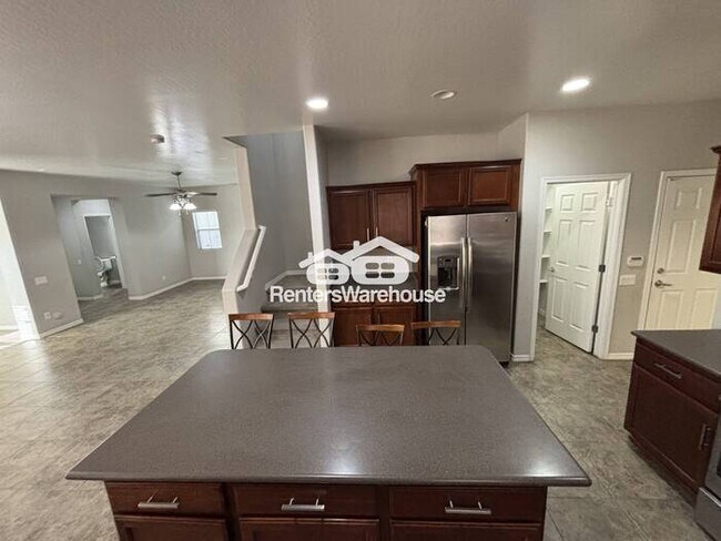 Building Photo - North Phoenix Oasis in a 3-BD Single Family House!