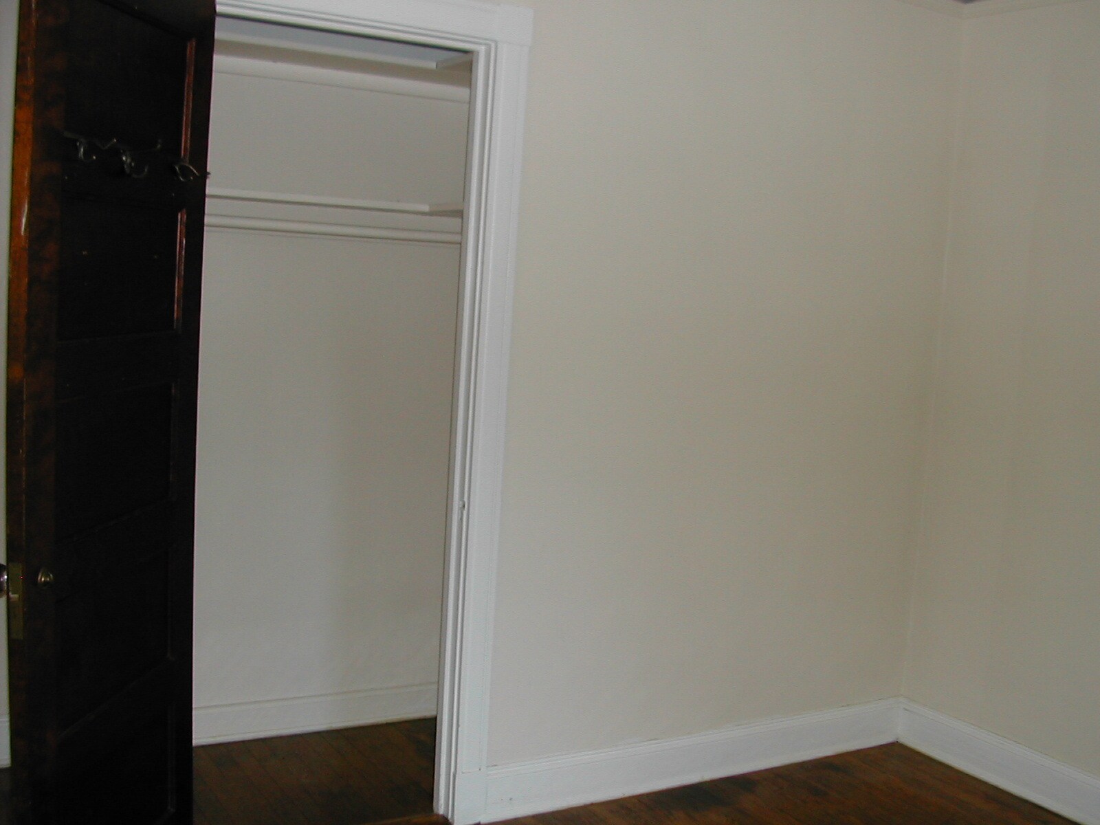 Building Photo - 4135 Roland Ave