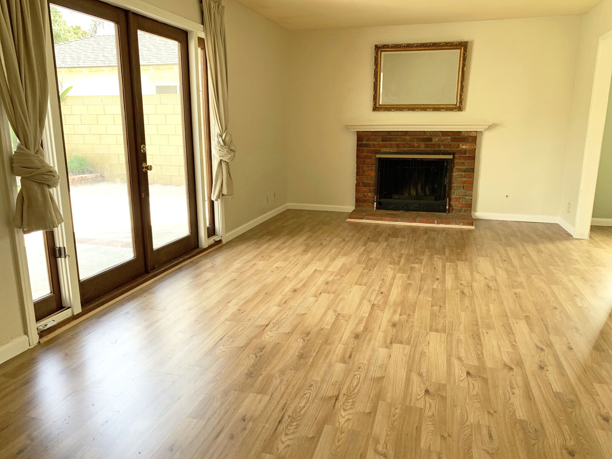 Building Photo - 9687 Azalea Cir