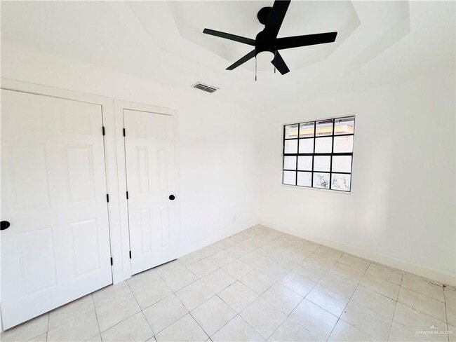 Building Photo - 15 Tierra Linda Cir W