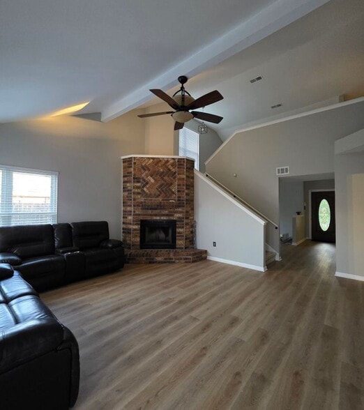 Building Photo - 3941 W Bamboo Dr