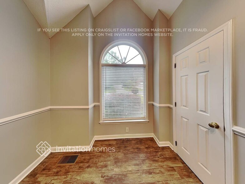Building Photo - 1611 Plantation Trail