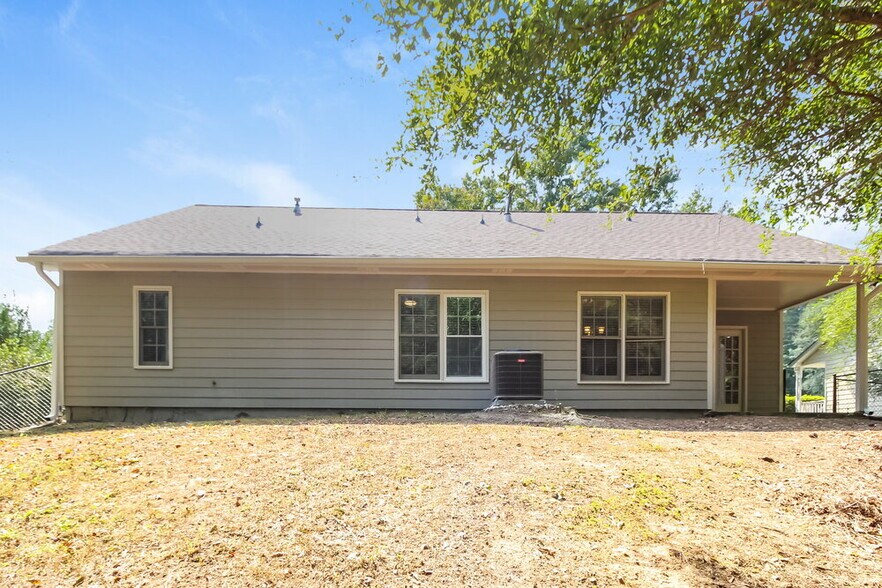 Building Photo - 3580 TraddSprings Way