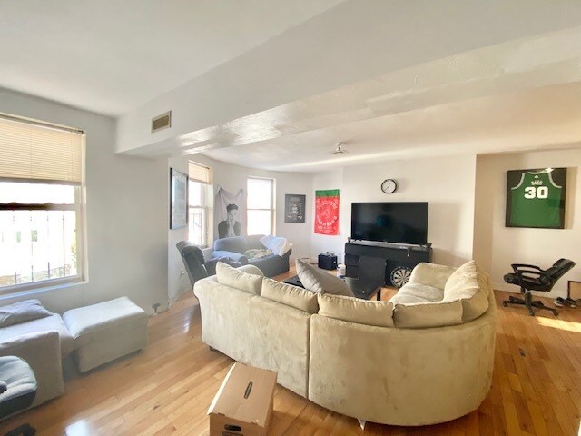 Building Photo - 55 Dudley St