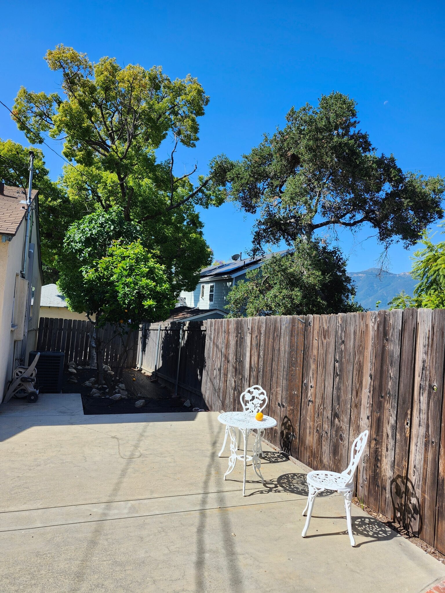 Building Photo - 2637 Altura Ave