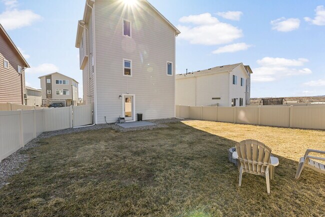 Building Photo - 7430 Alatna Pl