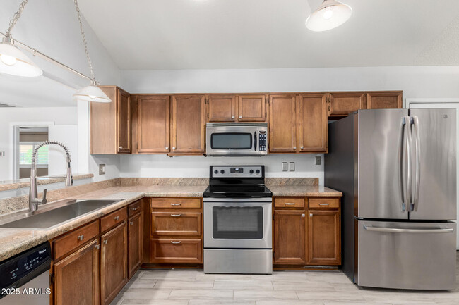 Building Photo - 4731 W Wescott Dr