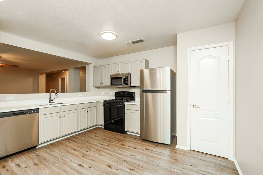Building Photo - 7393 S MESSALA Ct