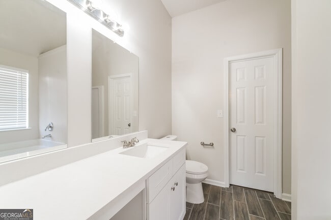 Building Photo - 3265 Trail Point