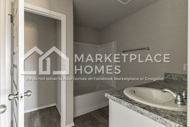 Building Photo - 27411 E 117th St S