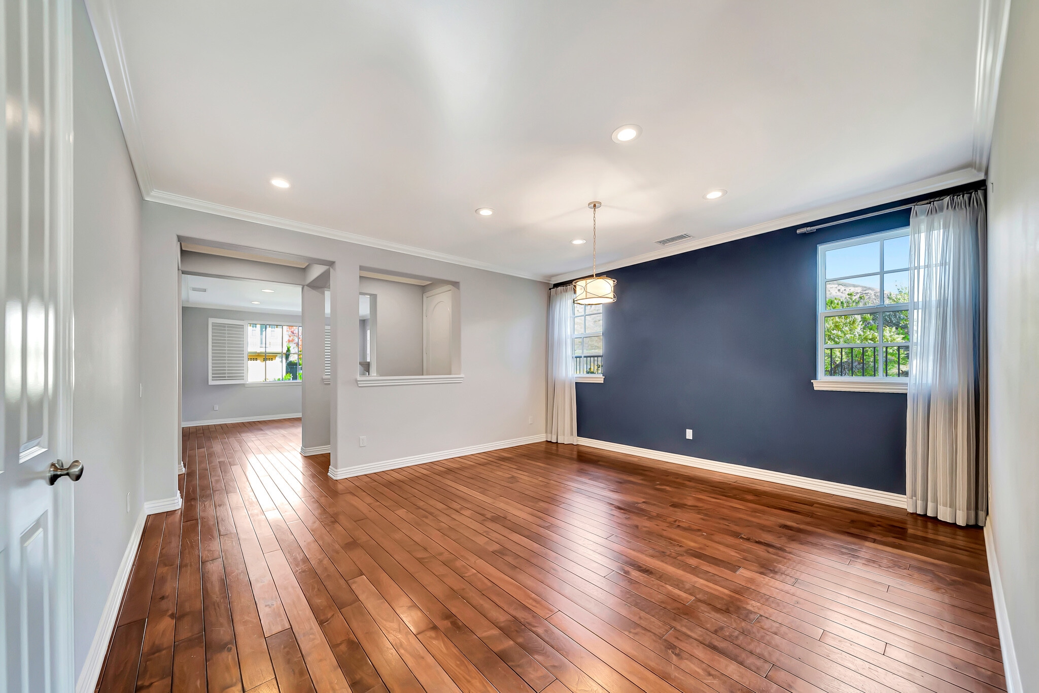 Building Photo - 4694 Luna Ct