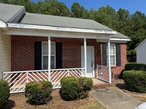 Building Photo - Deerchase 1141-1143