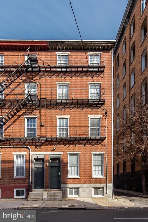 Building Photo - 1341 Lombard St