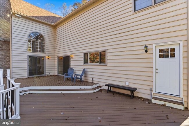 Building Photo - 18136 Hayloft Dr