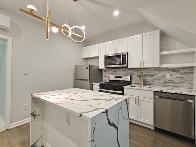 Building Photo - 5721 Broomall St