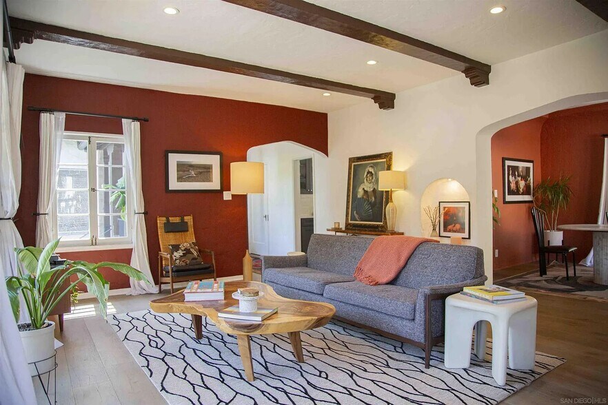 Building Photo - 2925 Graceland Way