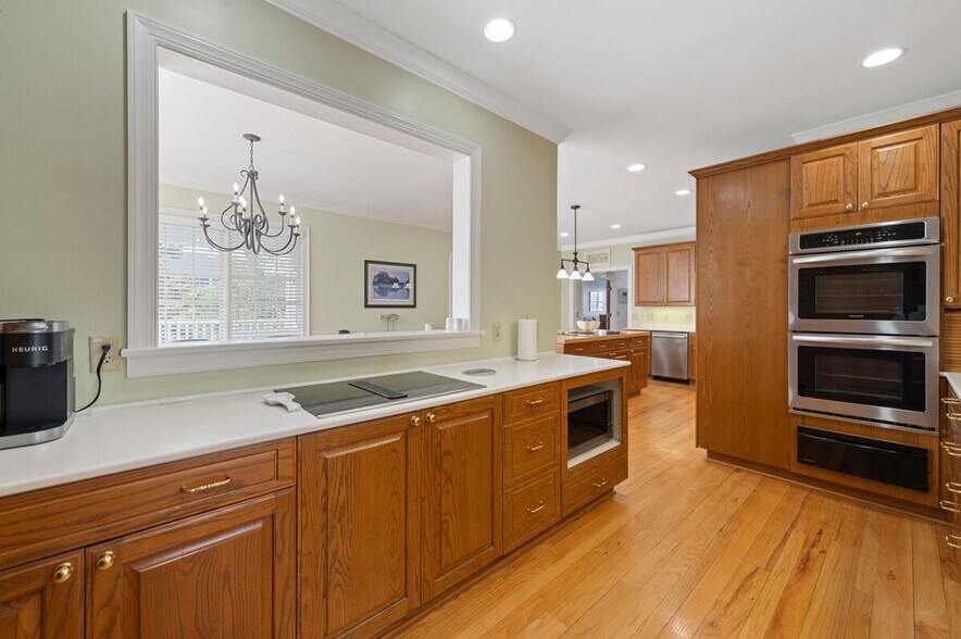 Building Photo - 111 Dune Oaks Dr