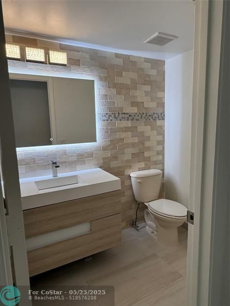 Building Photo - 1201 S Ocean Dr