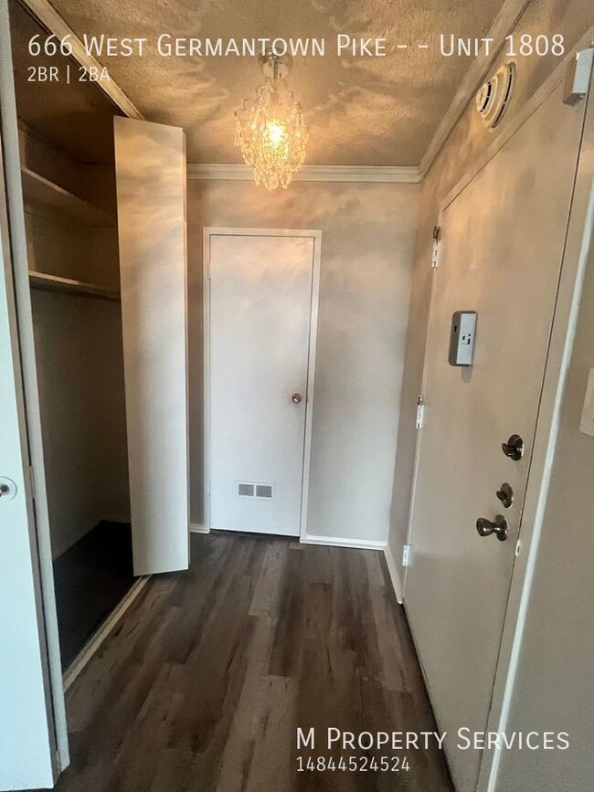 Building Photo - Spacious, Beautiful 2 Bedroom 2 Bath Condo...