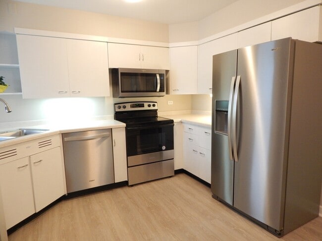 Building Photo - 1107 Santa Rosa Ave