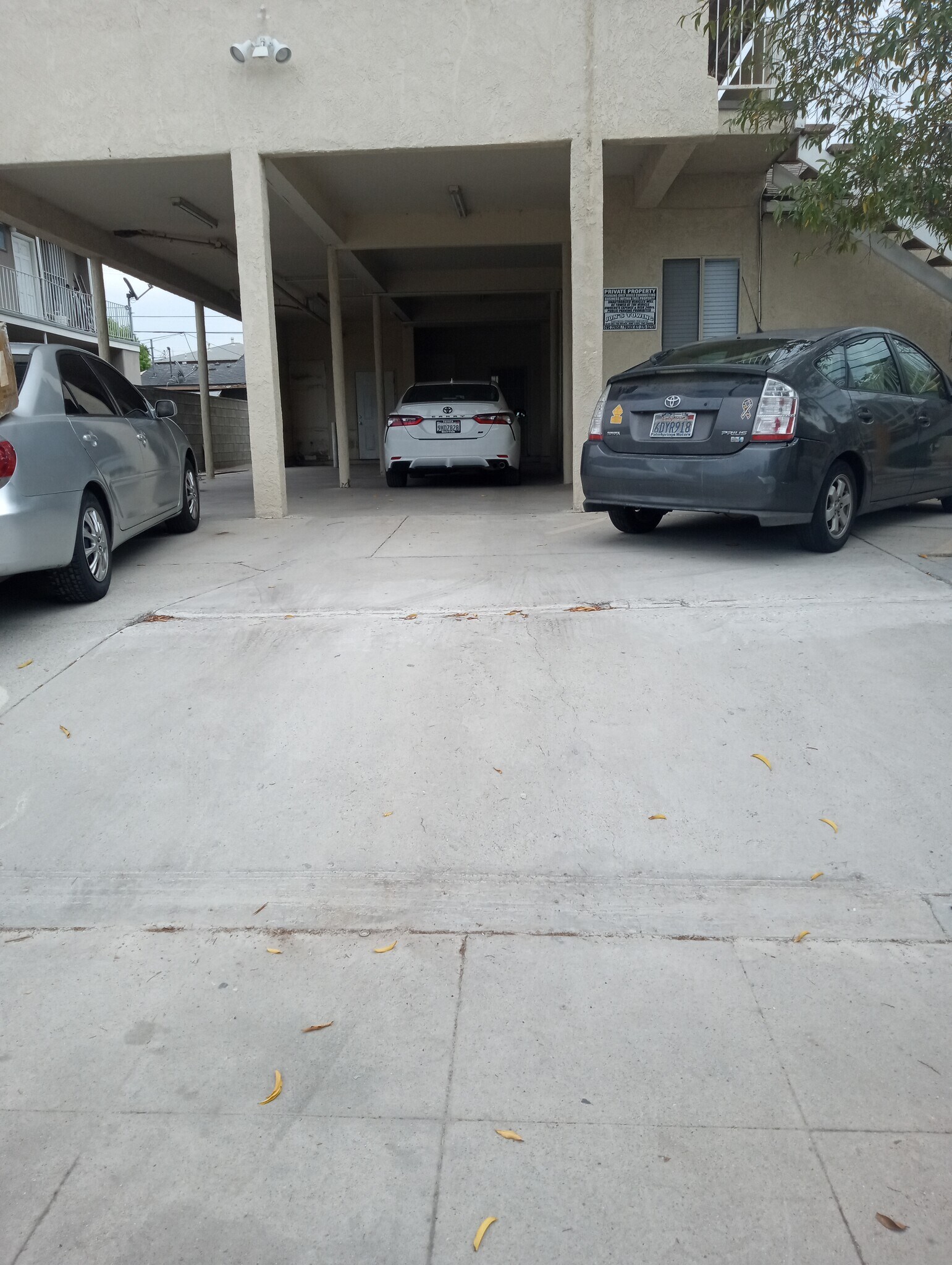 Building Photo - 11619 Archwood St