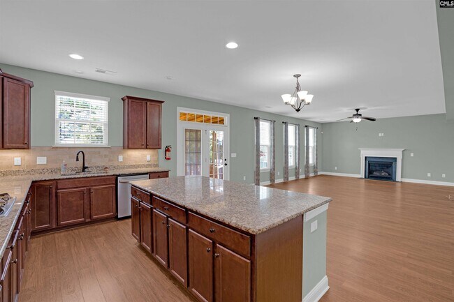 Building Photo - 1340 Beechfern Cir