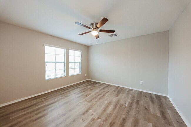 Building Photo - 11811 W Foothill Dr