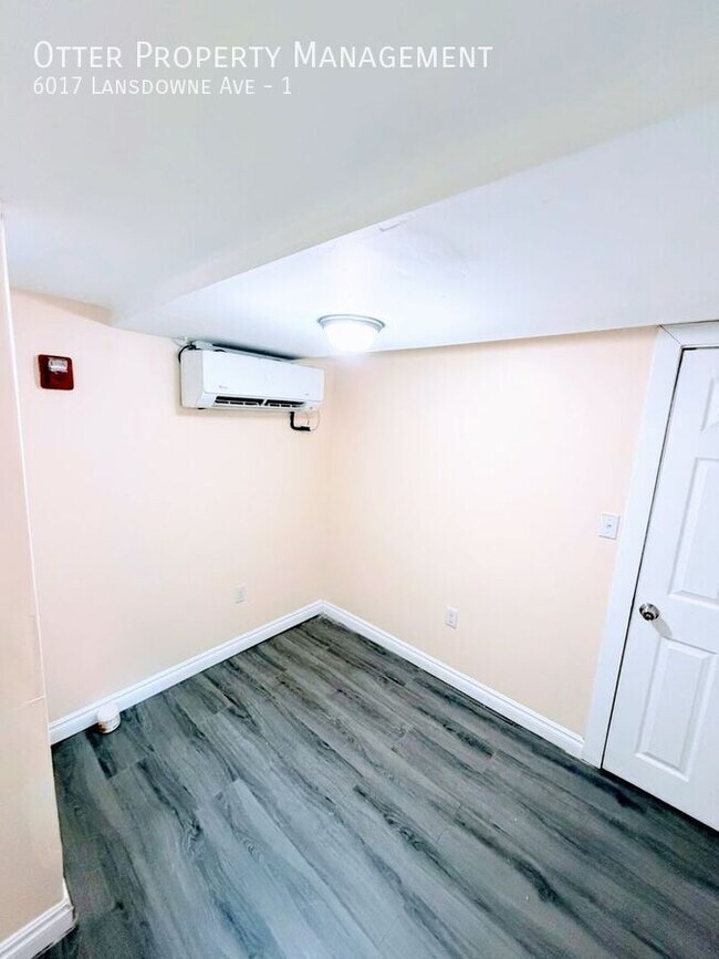 Building Photo - 6017 Lansdowne Ave