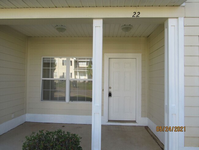 Building Photo - 22 Courtyard Way