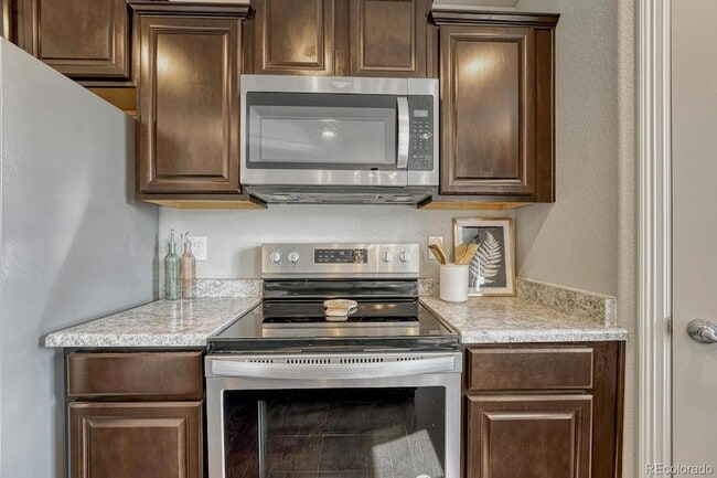 Building Photo - 10871 Saco Dr