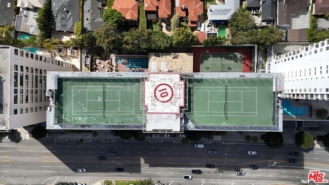 Building Photo - 10535 Wilshire Blvd