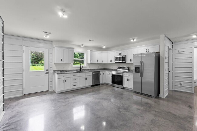 Building Photo - Custom High Effiency Modern Metal Home In Cape