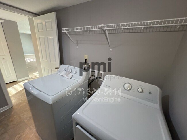 Building Photo - 2343 Ashton Ln