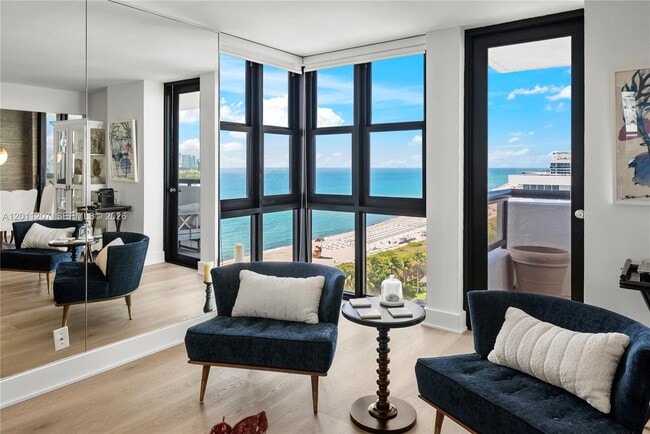 Building Photo - 2555 Collins Ave