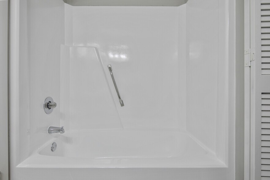 Main Bath 2 - 1853 Tryon Dr