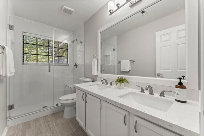 Building Photo - 105 Eagle Rock Cir