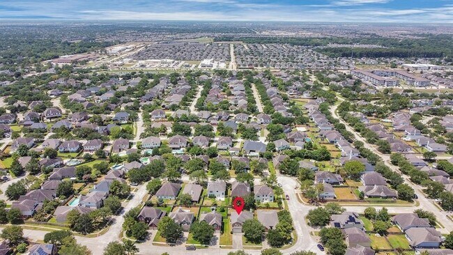 Building Photo - 2214 Falcon Knoll Ln