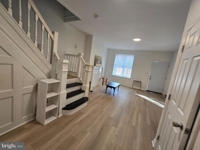 Building Photo - 1523 N 30th St