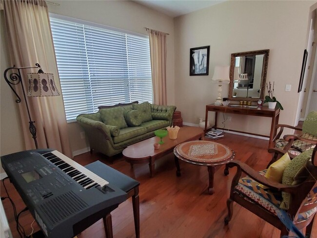 Building Photo - 8209 Santa Rosa Ct