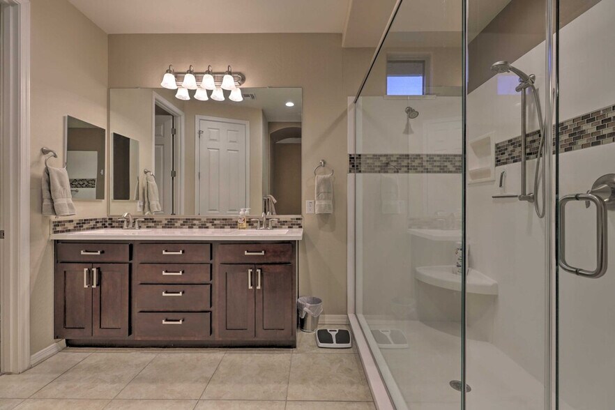 Building Photo - 20298 E Arrowhead Trail