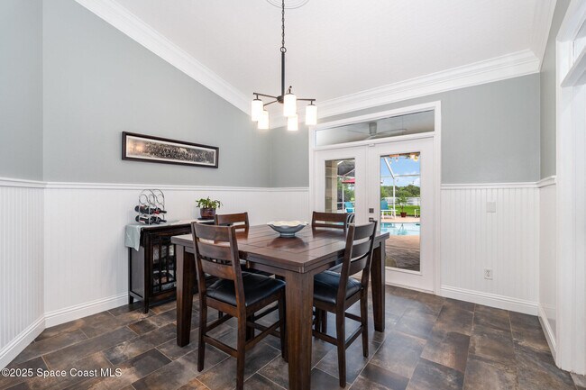 Building Photo - 3897 Peacock Dr