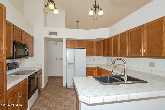 Building Photo - 2771 W Camino De La Joya