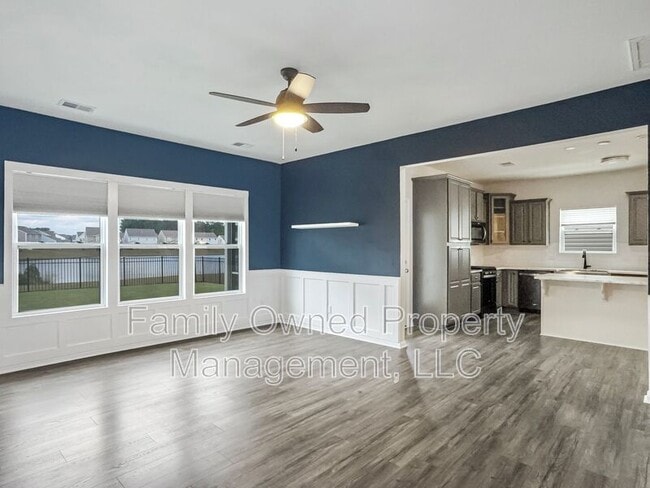 Building Photo - 242 Dunlin Dr