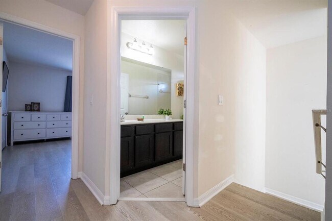 Building Photo - 2625 Santosh Cove