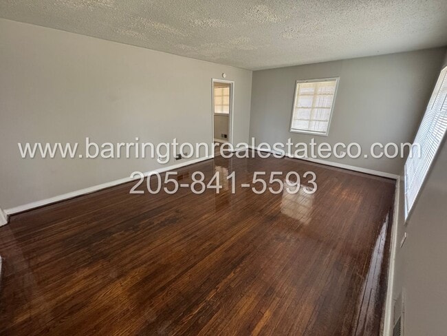 Building Photo - 216 Sanford Dr