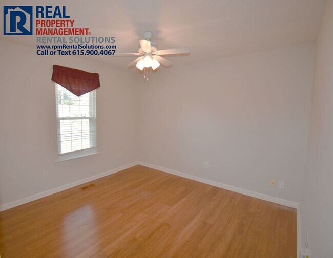 Building Photo - 3BR/2BA south Mboro 2-car garage, fenced backyard with brand new patio!