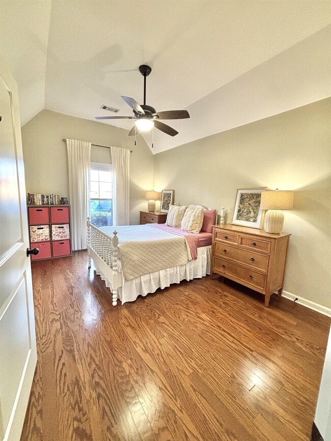 Building Photo - 6399 William Hill Dr
